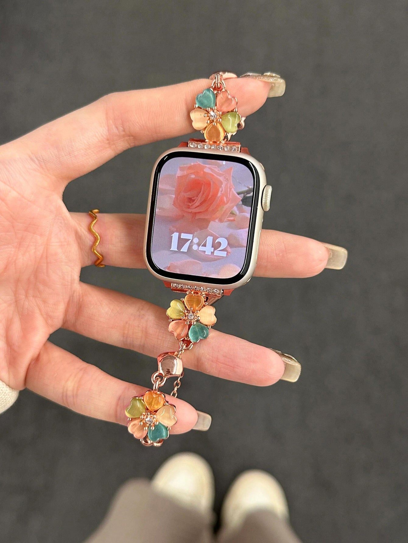 Suitable For Apple Iwatch Strap Exquisite Five-color Flower Opal Metal S10 Bracelet Women's Strap